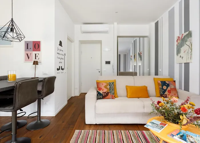Central Trieste - Elegant City Stay